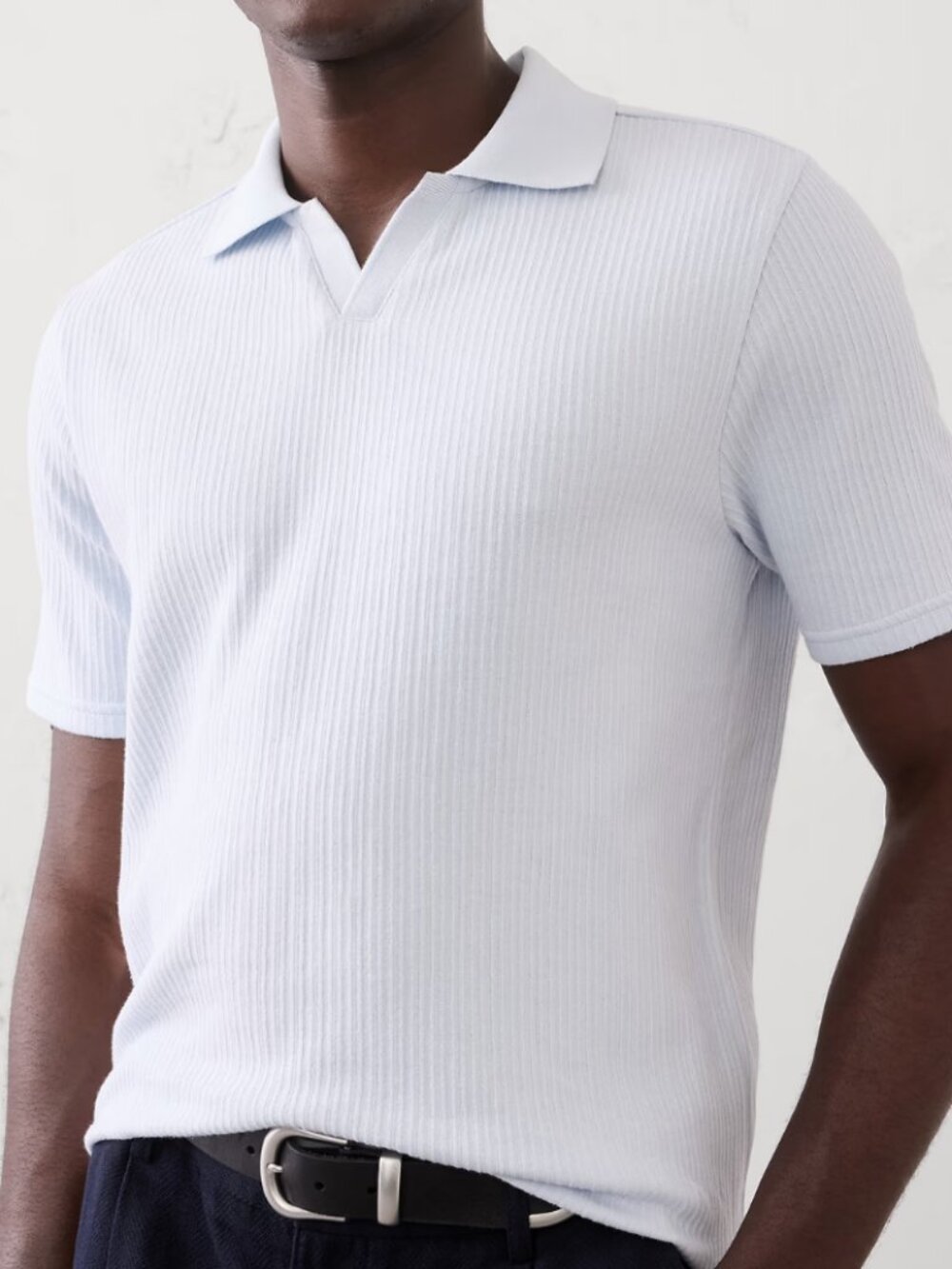 Banana Republic Crinkle Ribbed Johnny-Collar Polo, Medium, Cirrus Blue, EUC